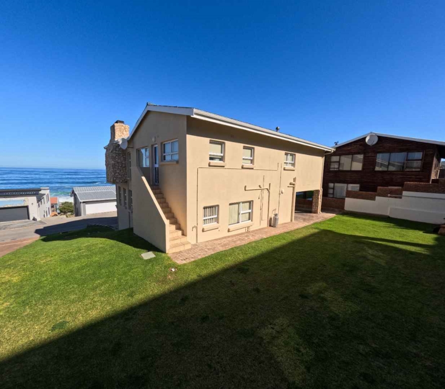 5 Bedroom Property for Sale in Jongensfontein Western Cape